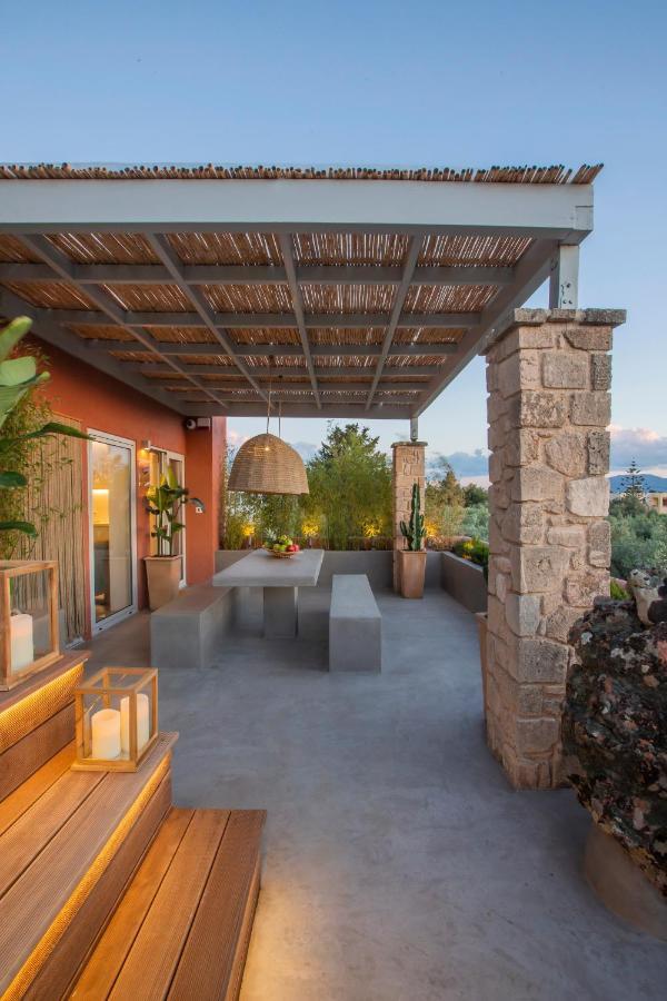 Olivos Villa Aegina